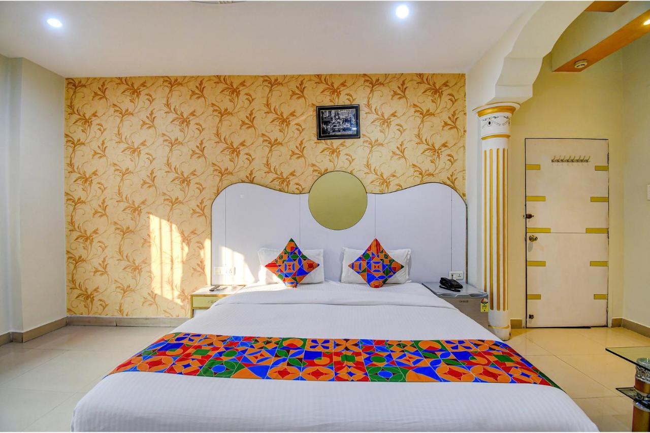 כלכותה Fabhotel Prime Rockstar Suites מראה חיצוני תמונה