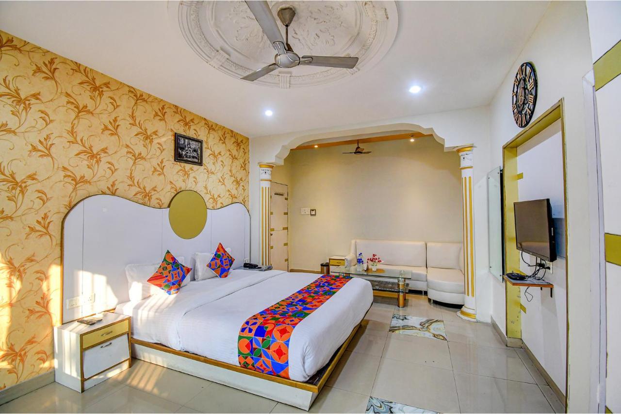 כלכותה Fabhotel Prime Rockstar Suites מראה חיצוני תמונה